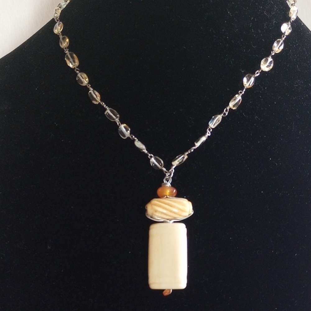 VINTAGE ARTESIAN  CARNELIAN CARVED BOVINE BONE, AGATE, CITRINE GLASS NECKLACE 17